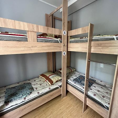 Hostel64 Almatı Dış mekan fotoğraf