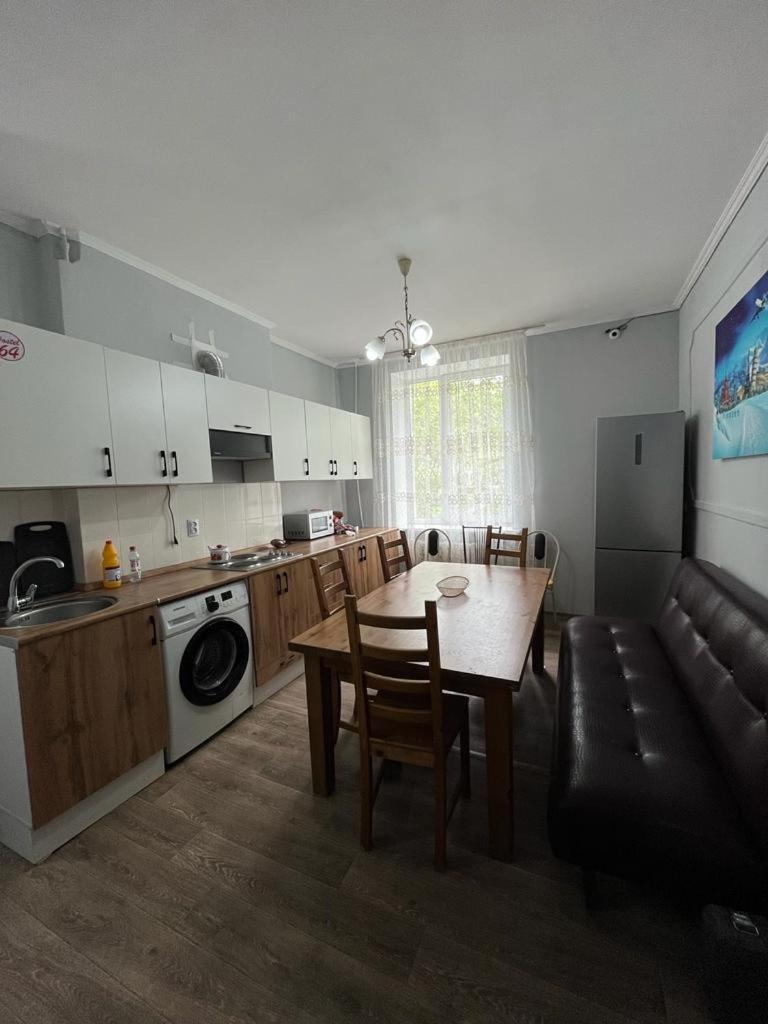 Hostel64 Almatı Dış mekan fotoğraf